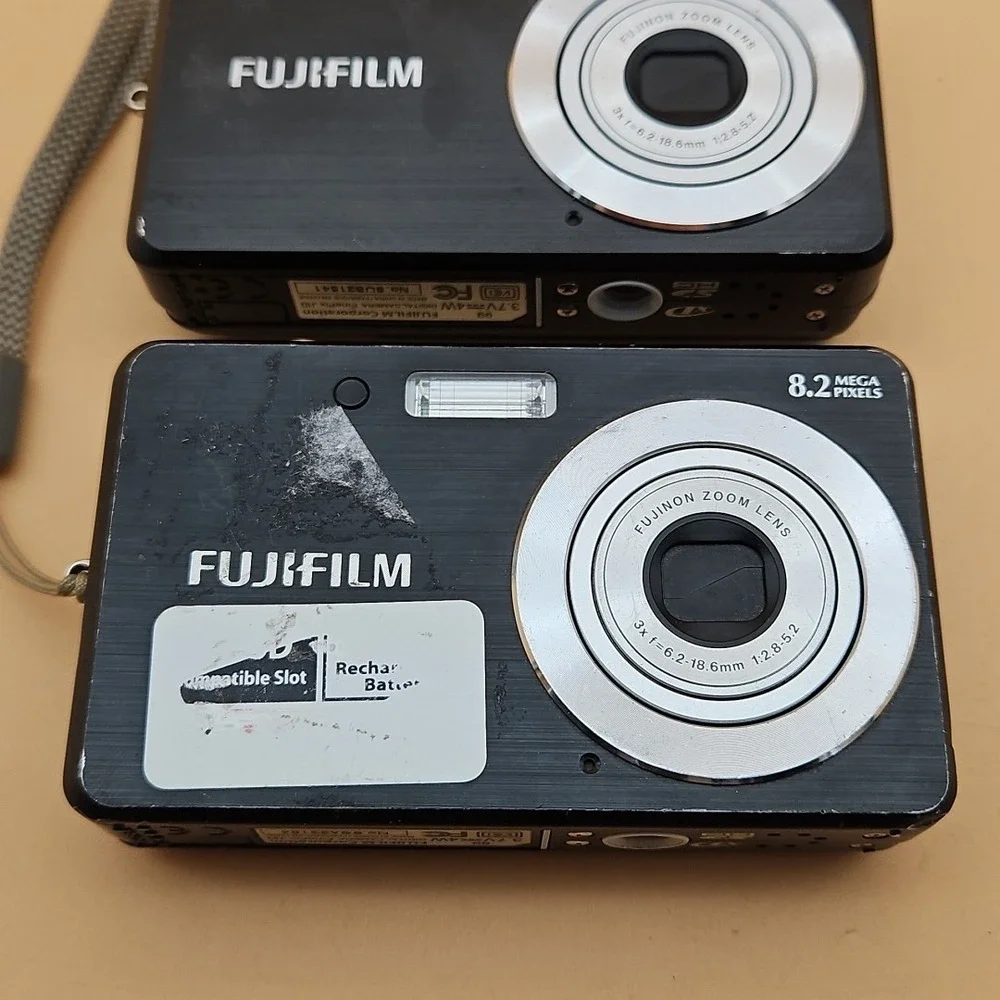 Lot Of 2 Fujifilm Finepix J10 8.2 MP Digital Cameras For Parts Repair As Is